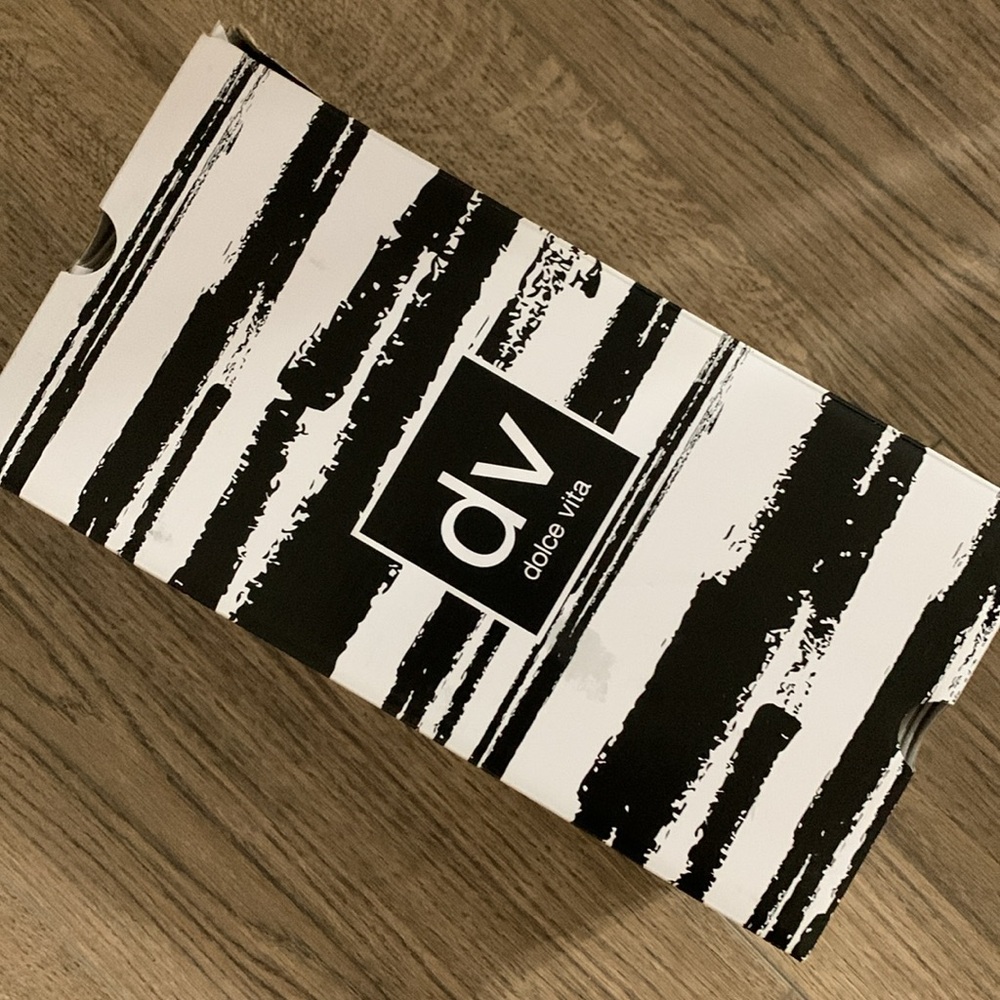 Dolce Vita Pandora Sandal FINAL SALE - Picture 8 of 10
